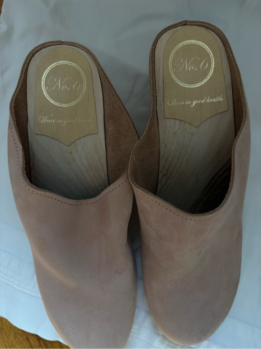 No 6 wedge clog, blush suede. sz 42
